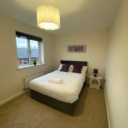 Rooms In Beautiful Home In Wolverhampton! Exterior photo